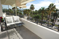 Cannes Locations, appartements et villas en location  Cannes, copyrights John and John Real Estate, photo Rf 065-03