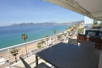 Cannes Locations, appartements et villas en location  Cannes, copyrights John and John Real Estate, photo Rf 114-02