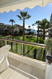 Cannes Locations, appartements et villas en location  Cannes, copyrights John and John Real Estate, photo Rf 169-14
