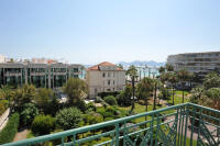 Cannes Locations, appartements et villas en location  Cannes, copyrights John and John Real Estate, photo Rf 270-03