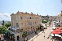 Cannes Locations, appartements et villas en location  Cannes, copyrights John and John Real Estate, photo Rf 012-04