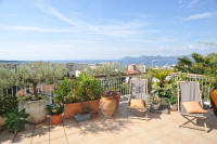 Cannes Locations, appartements et villas en location  Cannes, copyrights John and John Real Estate, photo Rf 014-02