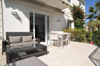 Cannes Locations, appartements et villas en location  Cannes, copyrights John and John Real Estate, photo Rf 030-07