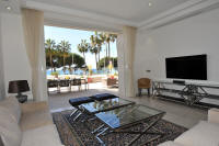 Cannes Locations, appartements et villas en location  Cannes, copyrights John and John Real Estate, photo Rf 033-12