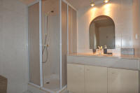 Cannes Locations, appartements et villas en location  Cannes, copyrights John and John Real Estate, photo Rf 038-07