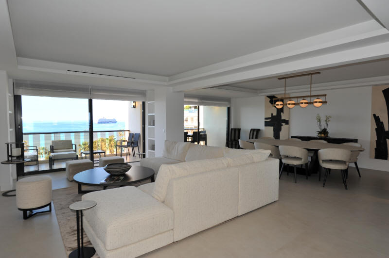 Cannes Locations, appartements et villas en location  Cannes, copyrights John and John Real Estate, photo Rf 045-05