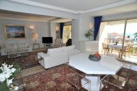 Cannes Locations, appartements et villas en location  Cannes, copyrights John and John Real Estate, photo Rf 047-07