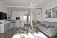 Cannes Locations, appartements et villas en location  Cannes, copyrights John and John Real Estate, photo Rf 065-06