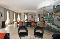 Cannes Locations, appartements et villas en location  Cannes, copyrights John and John Real Estate, photo Rf 092-02