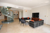 Cannes Locations, appartements et villas en location  Cannes, copyrights John and John Real Estate, photo Rf 092-10