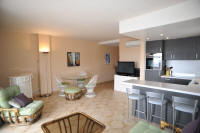 Cannes Locations, appartements et villas en location  Cannes, copyrights John and John Real Estate, photo Rf 098-02