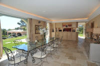 Cannes Locations, appartements et villas en location  Cannes, copyrights John and John Real Estate, photo Rf 102-15