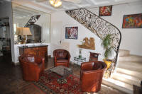 Cannes Locations, appartements et villas en location  Cannes, copyrights John and John Real Estate, photo Rf 112-12