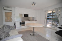 Cannes Locations, appartements et villas en location  Cannes, copyrights John and John Real Estate, photo Rf 113-10