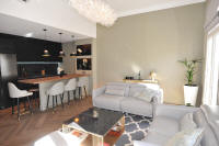 Cannes Locations, appartements et villas en location  Cannes, copyrights John and John Real Estate, photo Rf 121-03