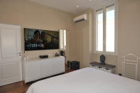 Cannes Locations, appartements et villas en location  Cannes, copyrights John and John Real Estate, photo Rf 121-18