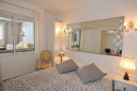 Cannes Locations, appartements et villas en location  Cannes, copyrights John and John Real Estate, photo Rf 122-11