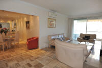 Cannes Locations, appartements et villas en location  Cannes, copyrights John and John Real Estate, photo Rf 127-01