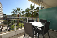 Cannes Locations, appartements et villas en location  Cannes, copyrights John and John Real Estate, photo Rf 127-05