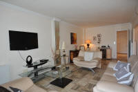 Cannes Locations, appartements et villas en location  Cannes, copyrights John and John Real Estate, photo Rf 127-20