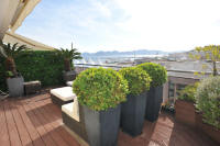 Cannes Locations, appartements et villas en location  Cannes, copyrights John and John Real Estate, photo Rf 129-04