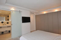 Cannes Locations, appartements et villas en location  Cannes, copyrights John and John Real Estate, photo Rf 140-12