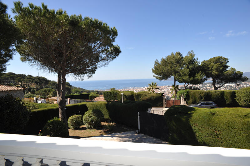 Cannes Locations, appartements et villas en location  Cannes, copyrights John and John Real Estate, photo Rf 152-35