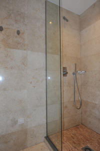 Cannes Locations, appartements et villas en location  Cannes, copyrights John and John Real Estate, photo Rf 157-13