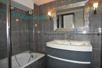 Cannes Locations, appartements et villas en location  Cannes, copyrights John and John Real Estate, photo Rf 164-17