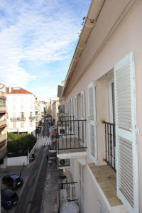 Cannes Locations, appartements et villas en location  Cannes, copyrights John and John Real Estate, photo Rf 164-27