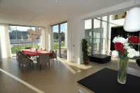 Cannes Locations, appartements et villas en location  Cannes, copyrights John and John Real Estate, photo Rf 165-13