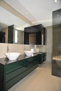 Cannes Locations, appartements et villas en location  Cannes, copyrights John and John Real Estate, photo Rf 165-30