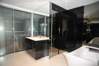 Cannes Locations, appartements et villas en location  Cannes, copyrights John and John Real Estate, photo Rf 165-38