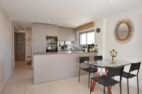 Cannes Locations, appartements et villas en location  Cannes, copyrights John and John Real Estate, photo Rf 166-06