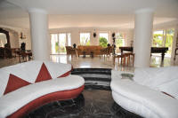 Cannes Locations, appartements et villas en location  Cannes, copyrights John and John Real Estate, photo Rf 168-22