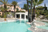 Cannes Locations, appartements et villas en location  Cannes, copyrights John and John Real Estate, photo Rf 168-63