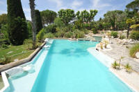 Cannes Locations, appartements et villas en location  Cannes, copyrights John and John Real Estate, photo Rf 168-66