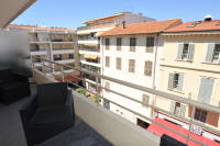 Cannes Locations, appartements et villas en location  Cannes, copyrights John and John Real Estate, photo Rf 181-02