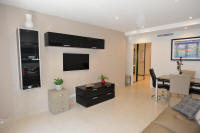 Cannes Locations, appartements et villas en location  Cannes, copyrights John and John Real Estate, photo Rf 188-05