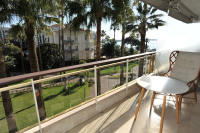 Cannes Locations, appartements et villas en location  Cannes, copyrights John and John Real Estate, photo Rf 193-02