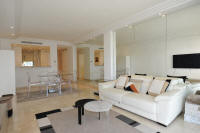 Cannes Locations, appartements et villas en location  Cannes, copyrights John and John Real Estate, photo Rf 193-09