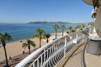 Cannes Locations, appartements et villas en location  Cannes, copyrights John and John Real Estate, photo Rf 197-02