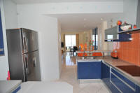 Cannes Locations, appartements et villas en location  Cannes, copyrights John and John Real Estate, photo Rf 197-12