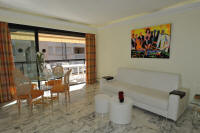 Cannes Locations, appartements et villas en location  Cannes, copyrights John and John Real Estate, photo Rf 199-04