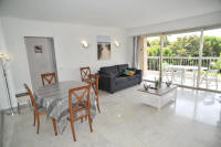 Cannes Locations, appartements et villas en location  Cannes, copyrights John and John Real Estate, photo Rf 203-04