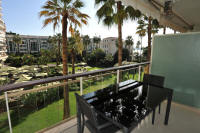 Cannes Locations, appartements et villas en location  Cannes, copyrights John and John Real Estate, photo Rf 214-03