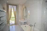 Cannes Locations, appartements et villas en location  Cannes, copyrights John and John Real Estate, photo Rf 229-11