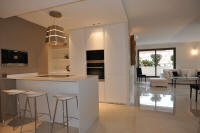 Cannes Locations, appartements et villas en location  Cannes, copyrights John and John Real Estate, photo Rf 234-08