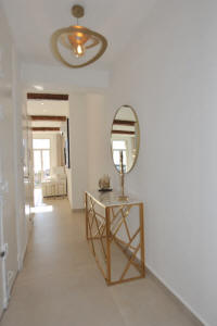 Cannes Locations, appartements et villas en location  Cannes, copyrights John and John Real Estate, photo Rf 242-11