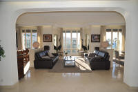 Cannes Locations, appartements et villas en location  Cannes, copyrights John and John Real Estate, photo Rf 243-02